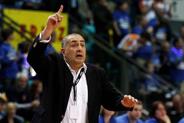 速崭露头角 速崭露头角