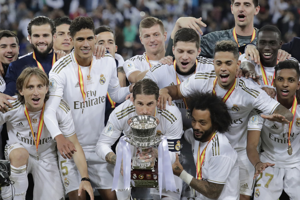 全场被动的 全场被动的