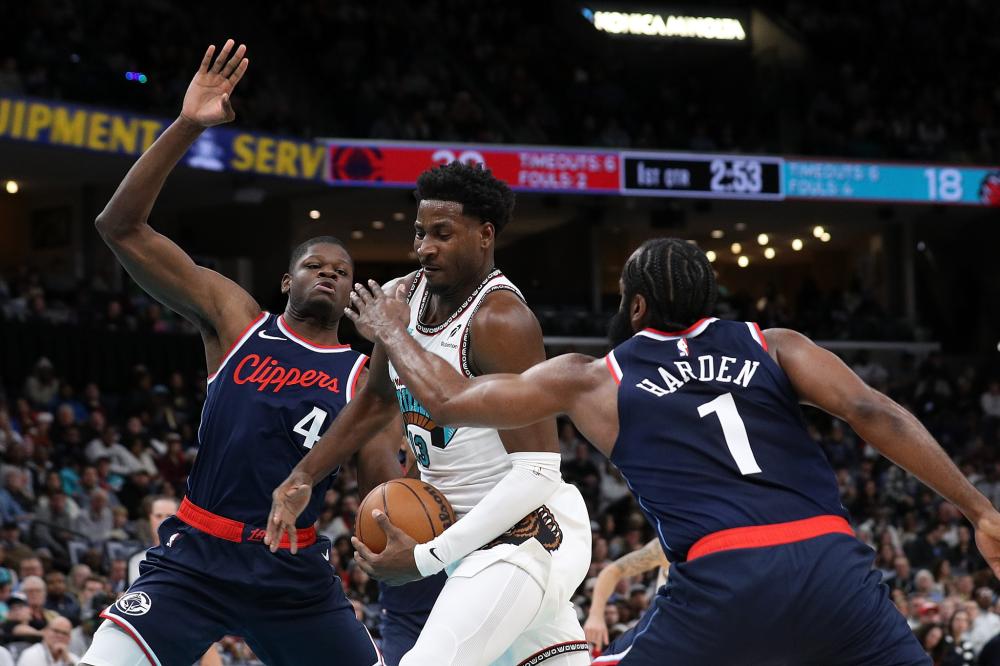 极为激烈的 极为激烈的