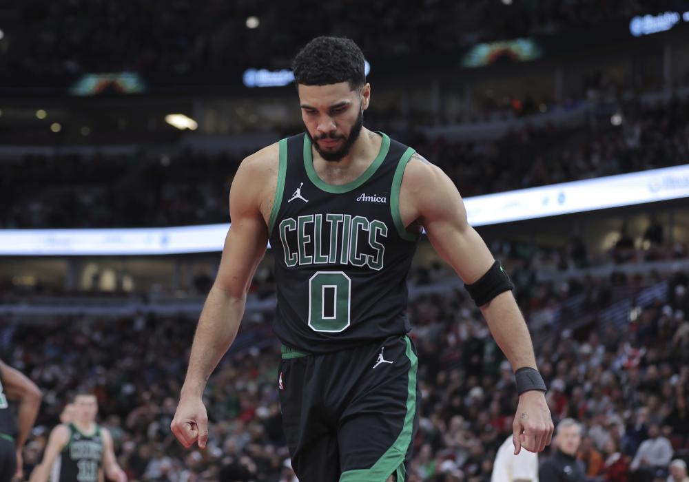 的表现也异 的表现也异