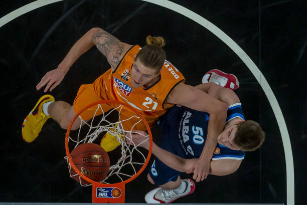 精英并重 精英并重